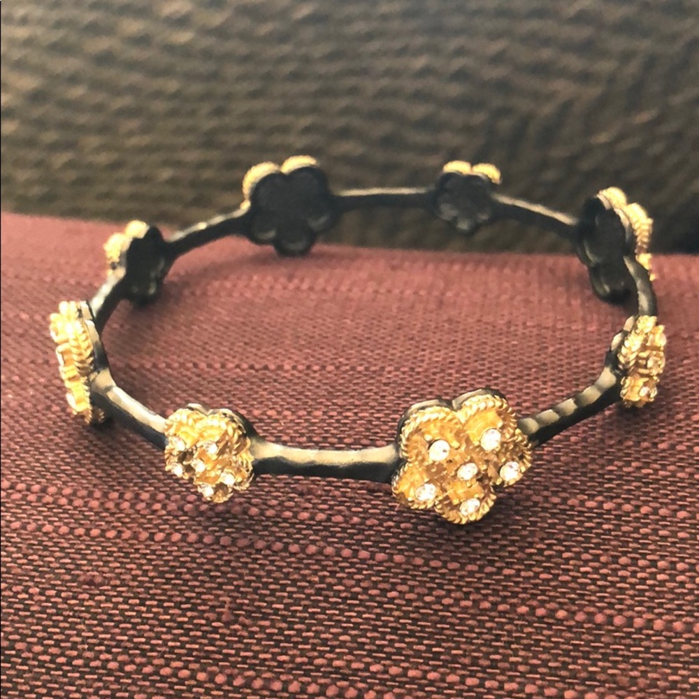 NEW Bangle Bracelet